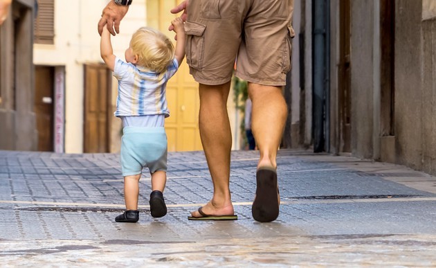 Vater mit Kind / bilderbox.com / Wodicka